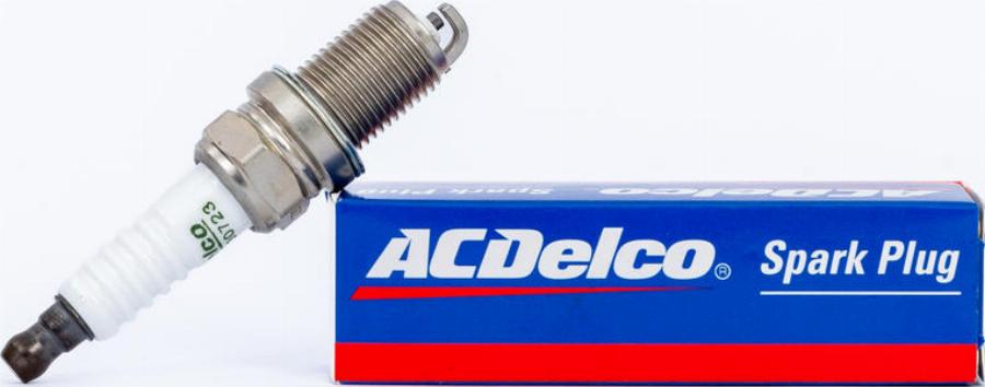 ACDelco 19351131 - Свічка запалювання autocars.com.ua