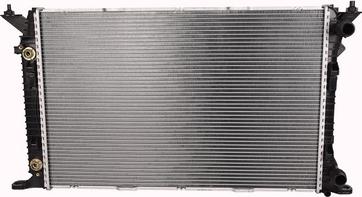 BAPMIC TOPT1301031 - Радіатор, охолодження двигуна autocars.com.ua