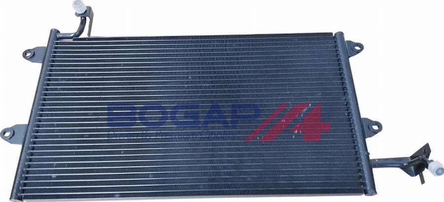 BOGAP A4117102 - Конденсатор, кондиціонер autocars.com.ua