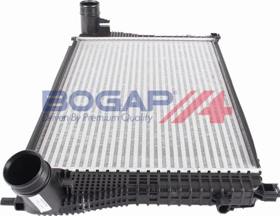BOGAP A4220117 - Интеркулер autocars.com.ua
