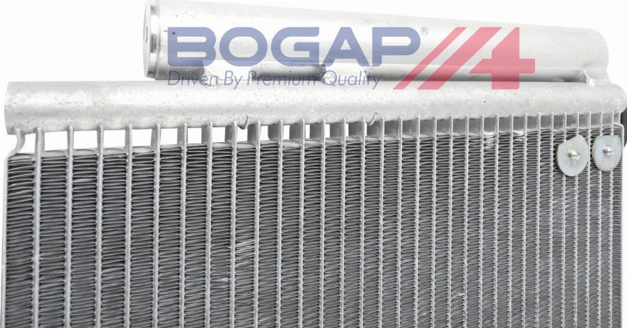 BOGAP B4117108 - Конденсатор, кондиціонер autocars.com.ua