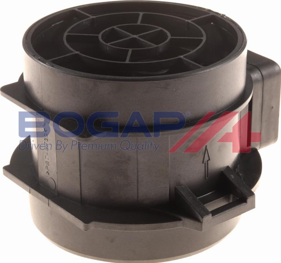 BOGAP B6110111 - Датчик потоку, маси повітря autocars.com.ua