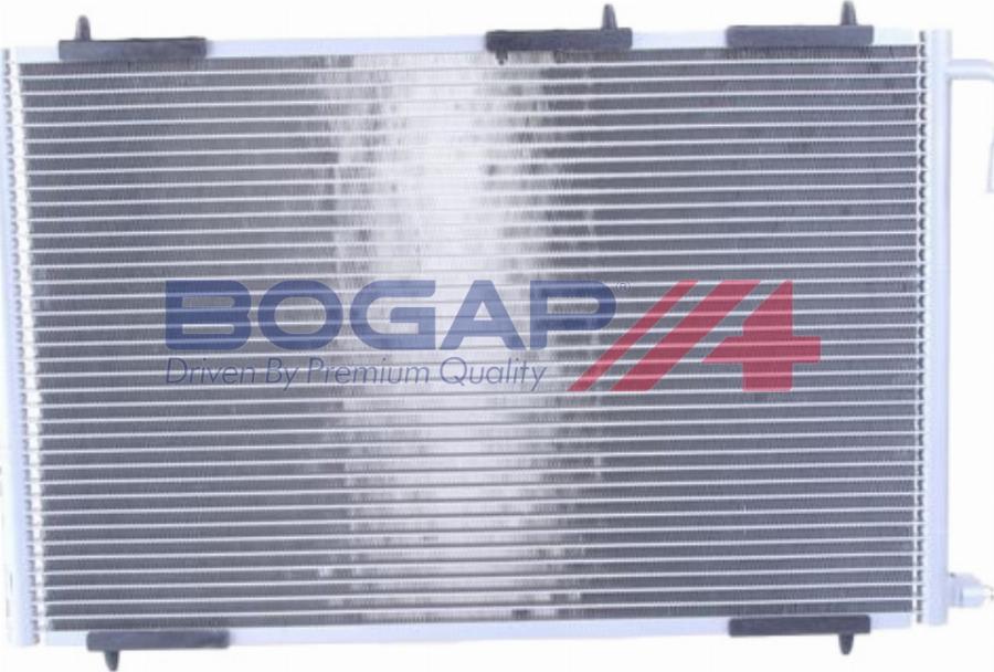 BOGAP P4117123 - Конденсатор, кондиціонер autocars.com.ua