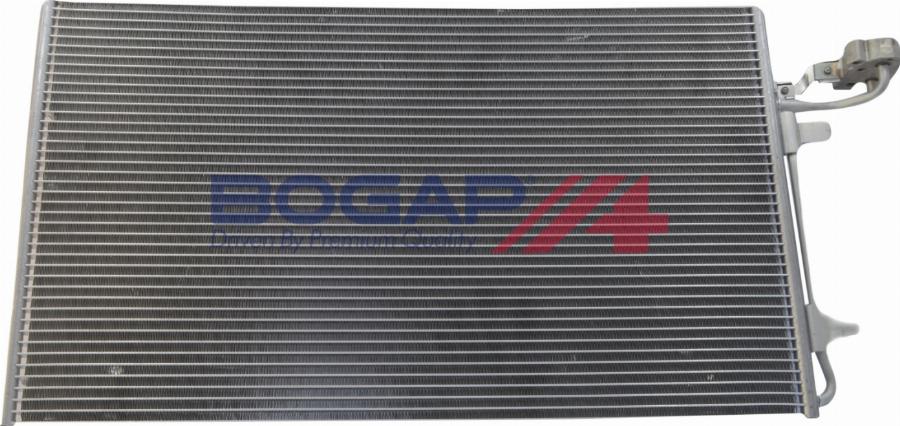 BOGAP V4117104 - Конденсатор, кондиціонер autocars.com.ua