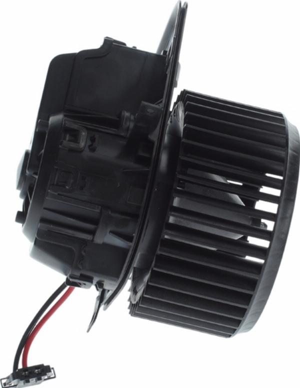 BOSCH 0 130 115 811 - Вентилятор салону autocars.com.ua