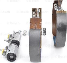 BOSCH 0 204 114 129 - Комплект тормозных колодок, барабанные avtokuzovplus.com.ua