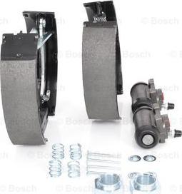 BOSCH 0 204 114 534 - Комплект тормозных колодок, барабанные autodnr.net