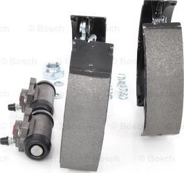 BOSCH 0 204 114 534 - Комплект тормозных колодок, барабанные autodnr.net