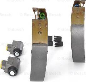 BOSCH 0 204 114 598 - Комплект тормозных колодок, барабанные avtokuzovplus.com.ua