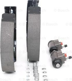 BOSCH 0 204 114 628 - Комплект тормозных колодок, барабанные avtokuzovplus.com.ua