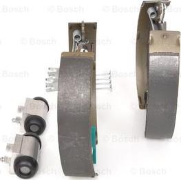 BOSCH 0 204 114 654 - Комплект тормозных колодок, барабанные avtokuzovplus.com.ua