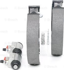 BOSCH 0 204 114 670 - Комплект тормозных колодок, барабанные avtokuzovplus.com.ua