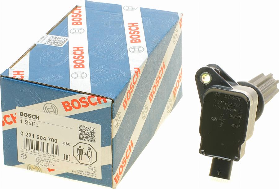 BOSCH 0 221 604 700 - Котушка запалювання autocars.com.ua