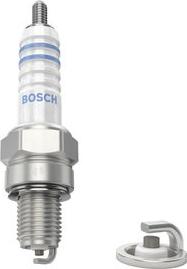 BOSCH 0 241 050 002 - Свічка запалювання autocars.com.ua