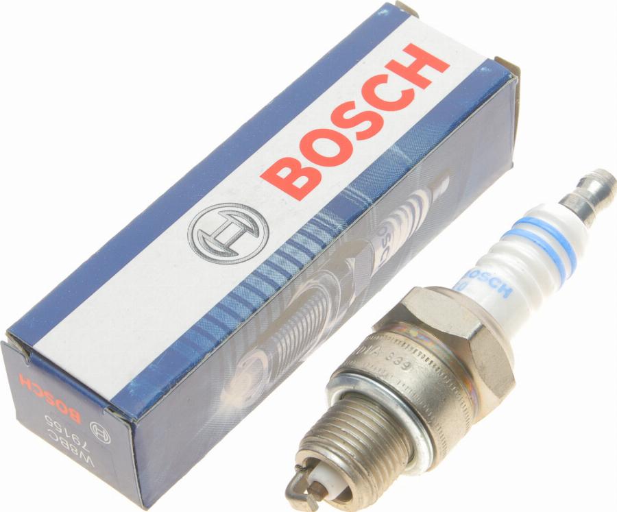 BOSCH 0 241 229 714 - Свеча зажигания autodnr.net