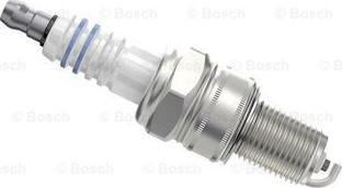 BOSCH 0 241 235 563 - Свічка запалювання autocars.com.ua