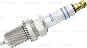 BOSCH 0 241 235 743 - Свеча зажигания avtokuzovplus.com.ua