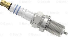 BOSCH 0 241 235 743 - Свеча зажигания avtokuzovplus.com.ua