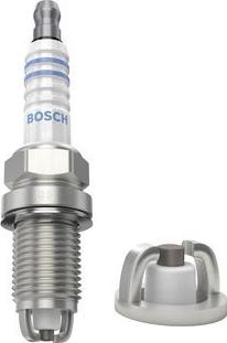 BOSCH 0 241 235 751 - Свеча зажигания avtokuzovplus.com.ua