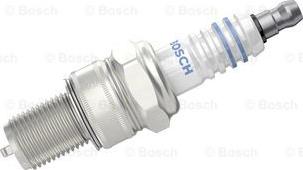 BOSCH 0 241 250 512 - Свеча зажигания avtokuzovplus.com.ua