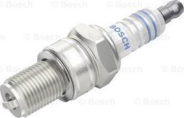 BOSCH 0 241 256 515 - Свеча зажигания autodnr.net