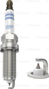 BOSCH 0 242 129 522 - Свеча зажигания autodnr.net