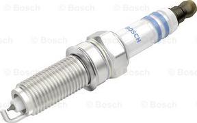 BOSCH 0 242 129 806 - Свеча зажигания autodnr.net