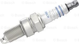 BOSCH 0 242 135 562 - Свічка запалювання autocars.com.ua