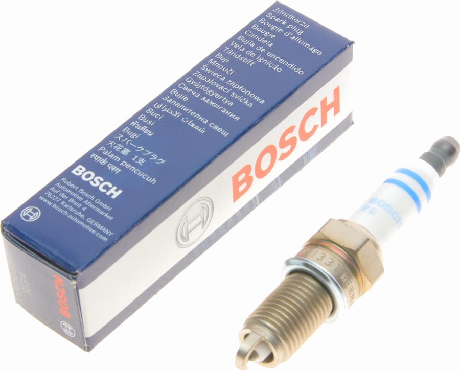 BOSCH 0 242 135 563 - Свеча зажигания avtokuzovplus.com.ua