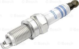 BOSCH 0 242 135 813 - Свеча зажигания avtokuzovplus.com.ua