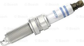 BOSCH 0 242 140 521 - Свеча зажигания avtokuzovplus.com.ua