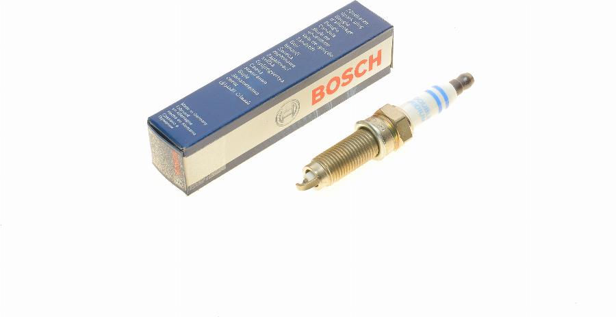 BOSCH 0 242 140 528 - Свеча зажигания avtokuzovplus.com.ua