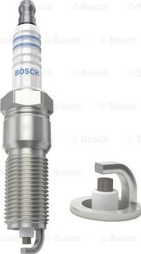 BOSCH 0 242 225 668 - Свеча зажигания avtokuzovplus.com.ua