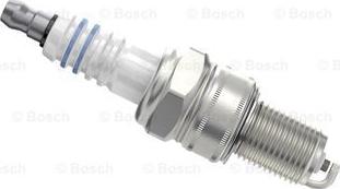 BOSCH 0 242 229 880 - Свеча зажигания autodnr.net