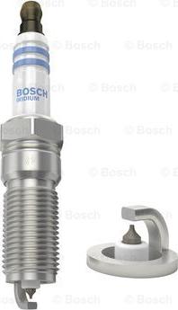 BOSCH 0 242 230 508 - Свеча зажигания autodnr.net