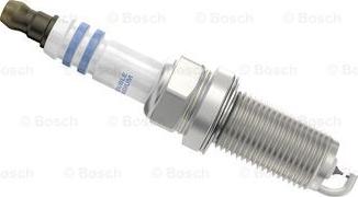 BOSCH 0 242 236 605 - Свеча зажигания avtokuzovplus.com.ua