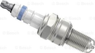 BOSCH 0 242 232 803 - Свеча зажигания autodnr.net