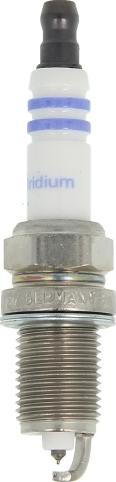 BOSCH 0 242 236 592 - Свічка запалювання autocars.com.ua