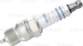 BOSCH 0 242 240 520 - Свеча зажигания avtokuzovplus.com.ua