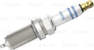 BOSCH 0 242 240 619 - Свеча зажигания autodnr.net