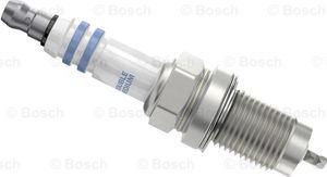 BOSCH 0 242 240 675 - Свеча зажигания avtokuzovplus.com.ua