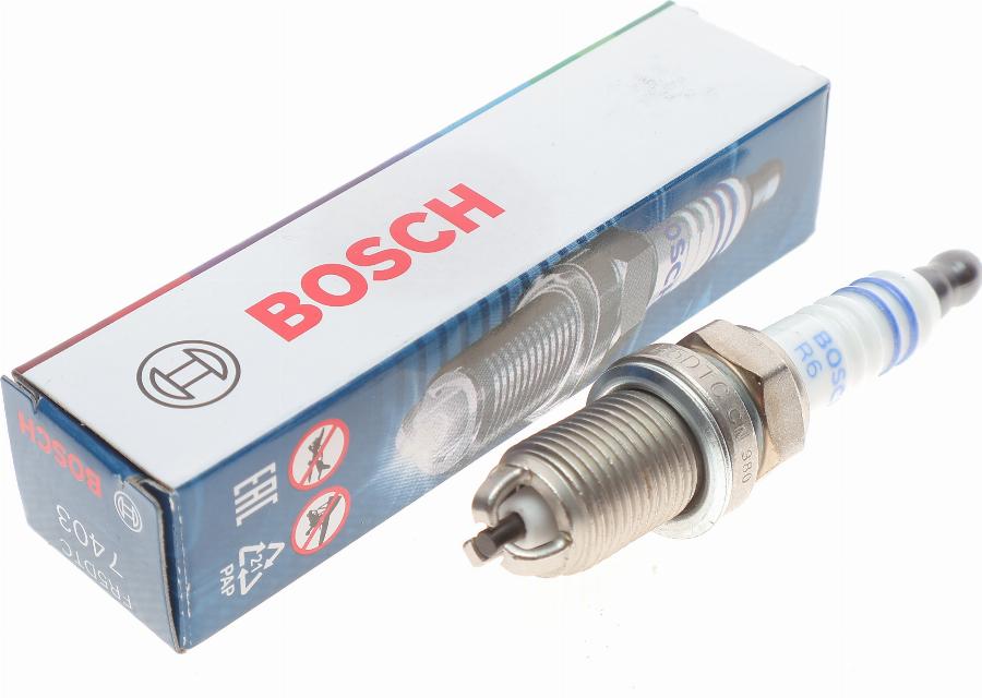 BOSCH 0 242 245 539 - Свічка запалювання autocars.com.ua