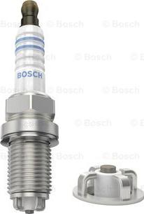 BOSCH 0 242 245 590 - Свеча зажигания avtokuzovplus.com.ua