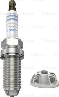 BOSCH 0 242 245 581 - Свеча зажигания avtokuzovplus.com.ua