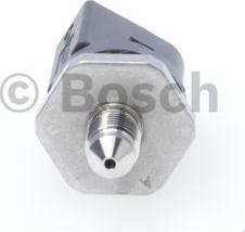 BOSCH 0 261 545 043 - Датчик, тиск подачі палива autocars.com.ua