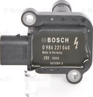 BOSCH 0 986 221 040 - Котушка запалювання autocars.com.ua