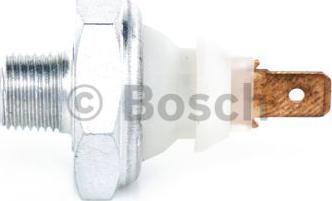 BOSCH 0 986 344 076 - Датчик, тиск масла autocars.com.ua