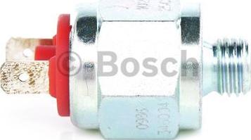 BOSCH 0 986 346 004 - Датчик, тиск масла autocars.com.ua