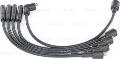 BOSCH 0 986 357 138 - Комплект проводов зажигания avtokuzovplus.com.ua