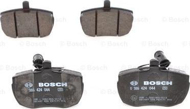 BOSCH 0 986 424 044 - Тормозные колодки, дисковые, комплект avtokuzovplus.com.ua